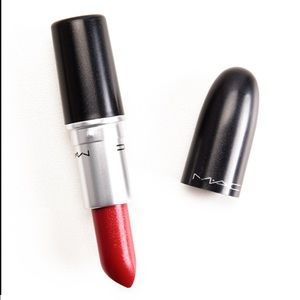 FROST LIPSTICK ROUGE A LEVRES- LADYBUG